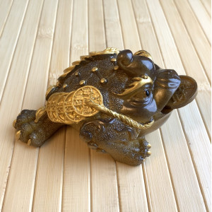 Чайная фигурка золотая Трехлапая жаба. Photo 3